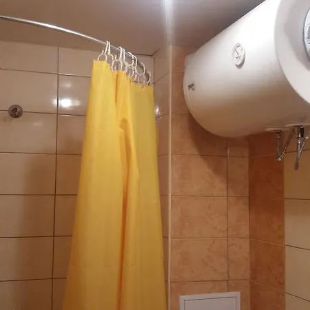 In Apartman *